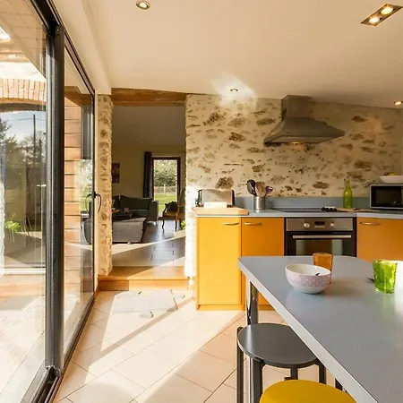 Hébergement de vacances Avec Jardin, Proche Plages, Wifi Et Activités En Famille! - Fr-1-306-1031 Saint-Brévin-les-Pins
